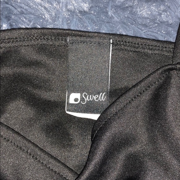 🆕Swell Top Black Cutesy Crop Peplum - Picture 4 of 6